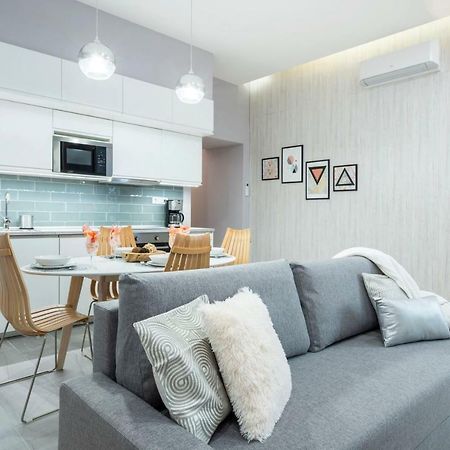 Modern 2 Bedroom Apartment With Free Airport Transfer Budapest Esterno foto
