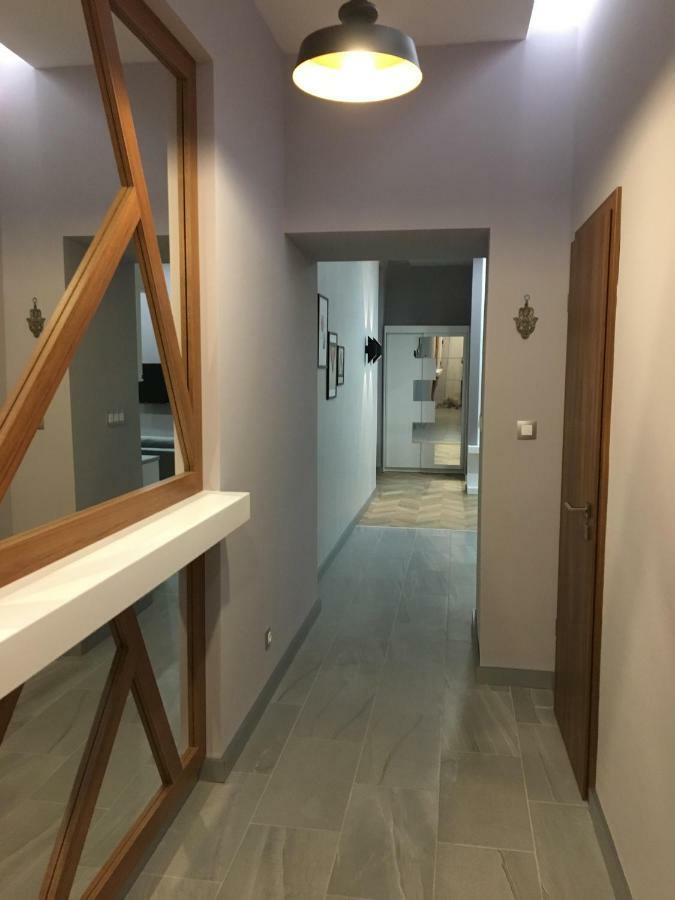 Modern 2 Bedroom Apartment With Free Airport Transfer Budapest Esterno foto