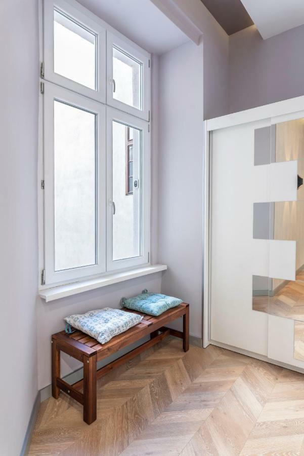 Modern 2 Bedroom Apartment With Free Airport Transfer Budapest Esterno foto